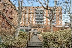 14 Westview Avenue Unit 408, Eastchester NY 10707