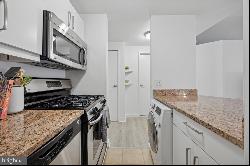 219 S 18th Street Unit 821, Philadelphia PA 19103