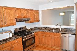 2 Westview Court Unit 2, Avon CT 06001