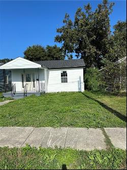 9009 Fig Street, New Orleans LA 70118