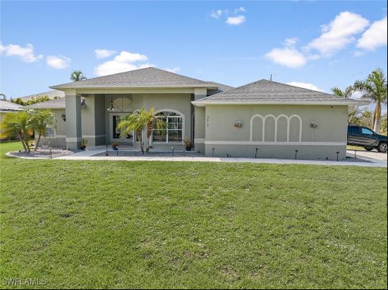 5617 SW 5th Avenue, Cape Coral FL 33914