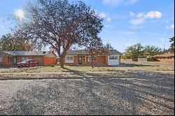 5217 45th Street, Lubbock TX 79414