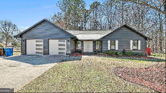 203 Hedgewood Court, Peachtree City GA 30269