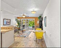 1655 E Palm Canyon Unit 707, Palm Springs CA 92264