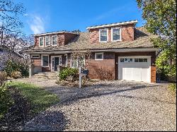 10 Highland Avenue, Oyster Bay NY 11579