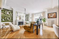 PASSY - TROCADERO -Family apartment 227m² 4 bedrooms for sale Paris 75116