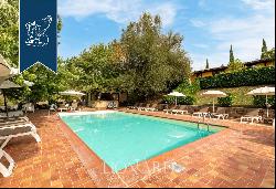 Charming resort for sale with a Spa, Pools and little Lake close to Orvieto, between Umbri