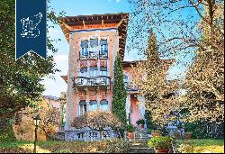 Prestigious historical villa with a garden and terraces for sale in the province of Varese