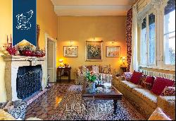 Prestigious historical villa with a garden and terraces for sale in the province of Varese