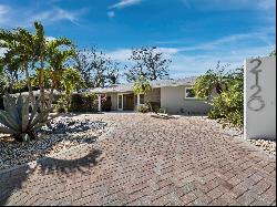 2120 Oriole Dr, Sarasota, FL 34239