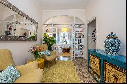 Elegant and Bright Apartment in Piazza Fiume