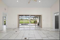 1915 Pebble Beach Ct, Venice, FL 34293