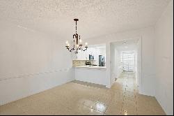 454 Cerromar Rd #174, Venice, FL 34293