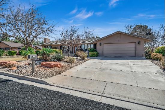 Spacious & Stylish Home With Pool On Half An Acre