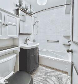 333 East 75Th Street 11H In Upper East Side, New York