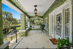 1311 Beach Drive Ne, ST PETERSBURG, FL, 33701