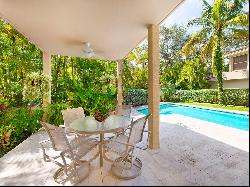 7950 Old Cutler Rd In Coral Gables, Florida