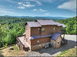 Rustic Luxury with Deeded Creek Access