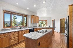 Breathtaking Mountain Views From This Contemporary Masterpiece!