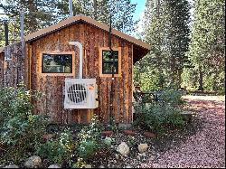 Beautifully Updated River Front Cottage