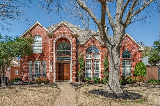 Charming Traditional Home with Downstairs Primary in Whiffletree