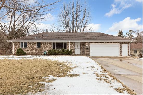 6535 Hampshire Place N,Golden Valley, MN, 55427