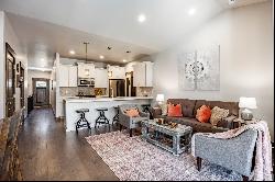 Luxury Townhome Just Minutes to Deer Valley and Main Street, Park City