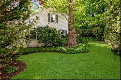 1 Longview Road, Port Washington, NY 11050