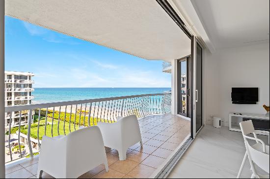 Luxurious Ocean View Palm Beach Condo 