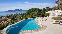 Sole agent - Superb property with exceptional views of the sea and the Bay of Cannes