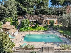 Mougins - Single-Storey Villa with high Potential - Dominant View