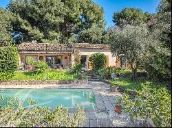 Mougins - Single-Storey Villa with high Potential - Dominant View