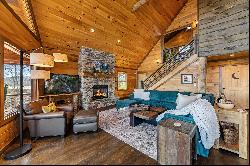 Stunning Luxury Cabin Nestles Near Downtown Blue Ridge