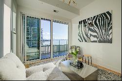 Exceptional Lakeview Condo