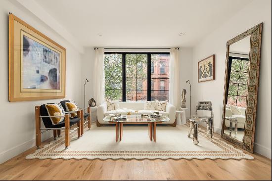 Welcome to the final residence at 345 Bergen Street! A six unit boutique condominium fe