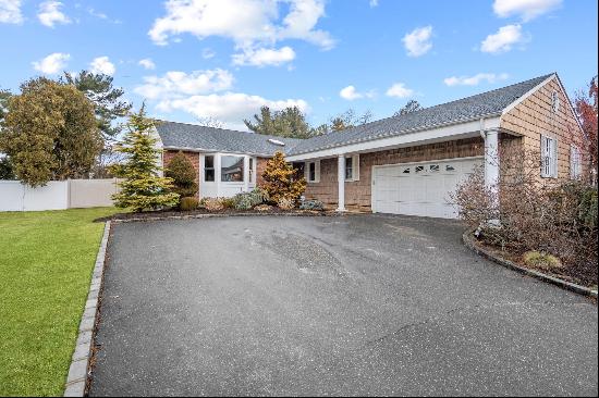 Welcome To The Woodbury Knolls, Home To This Desired Ranch Style Home. Charming And Meticu