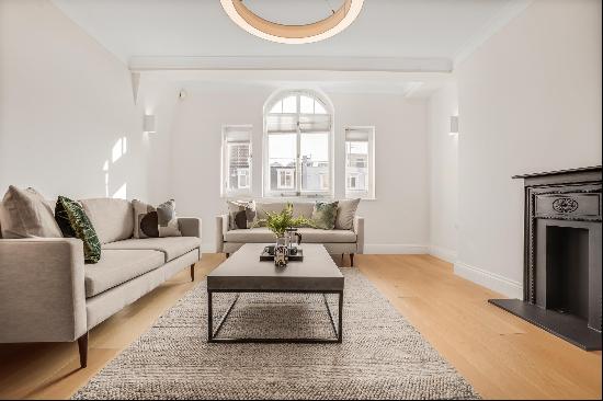 A 2 bedroom flat in Marylebone W1.