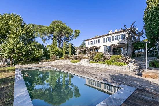 Exceptional Bastide in the Heart of Mougins