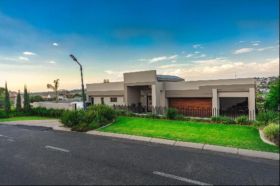 magnificent home on the golf course