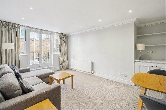 A spacious 1 bedroom flat with private terrace to rent in Marylebone W1