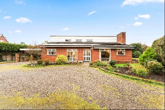 A unique opportunity to renovate and extend a detached home in Leckhampton.