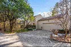 Distinctive Fairway Green Townhouse