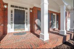 Stunning Traditional Brick Home In Suwanee