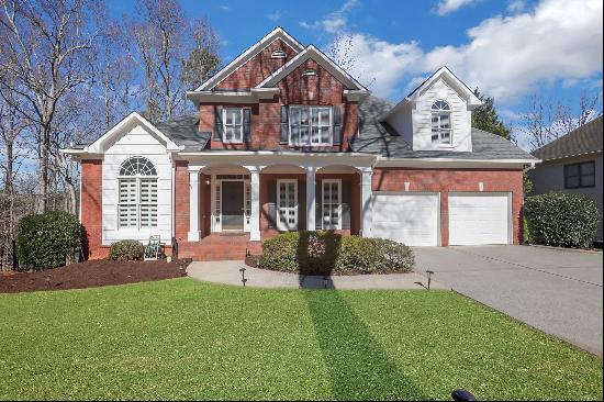 Stunning Traditional Brick Home In Suwanee