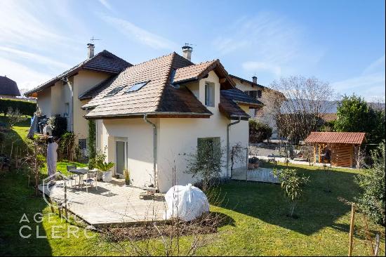 Menthon St Bernard, pretty house close to the village