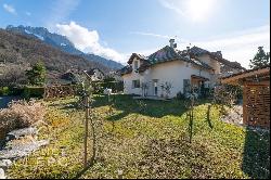 Menthon St Bernard, pretty house close to the village