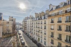 Paris 16th District – An elegant and bright 3-bed apartment