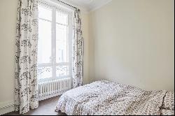 Paris 6th District -  Saint Germain des Prés, 3 or 4 bedrooms.