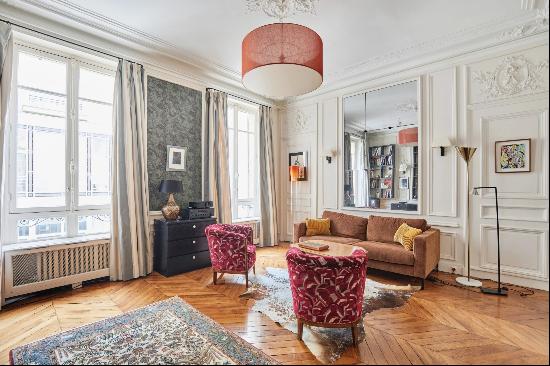 Paris 6th District -  Saint Germain des Pres, 3 or 4 bedrooms.