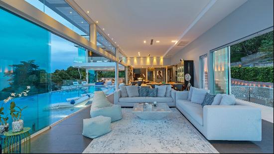 Luxury 6 Bedroom Ocean View Villa